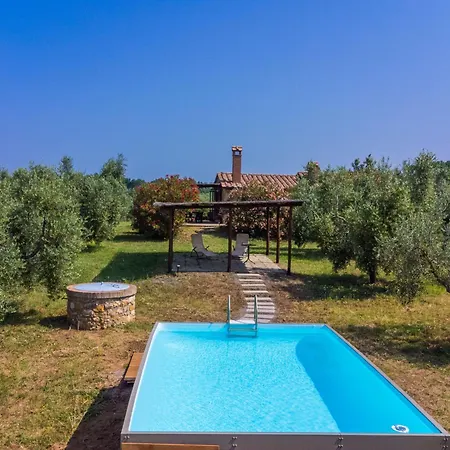 Rustico By Interhome